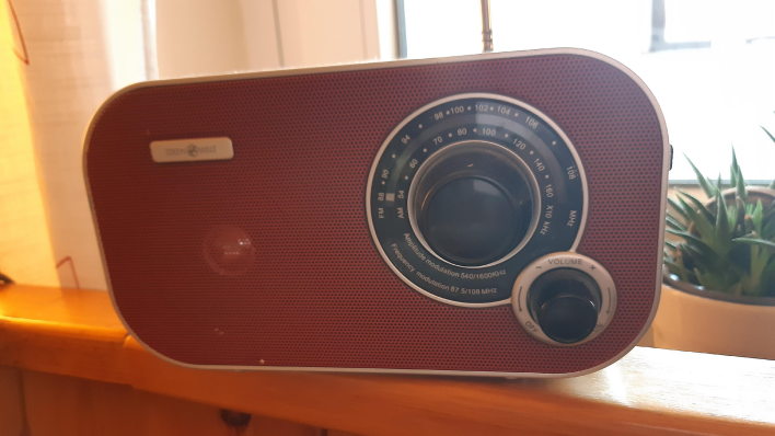 Altes Radio von Doris Zahn aus Reichenow-Möglin