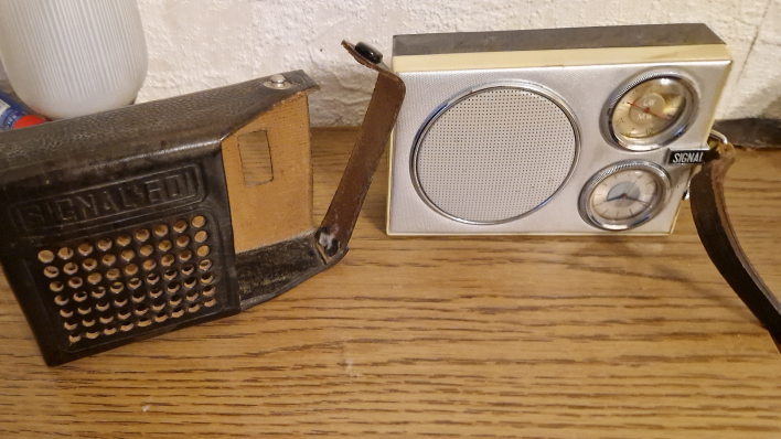 Altes Radio von Arno Gesche aus Hoppegarten