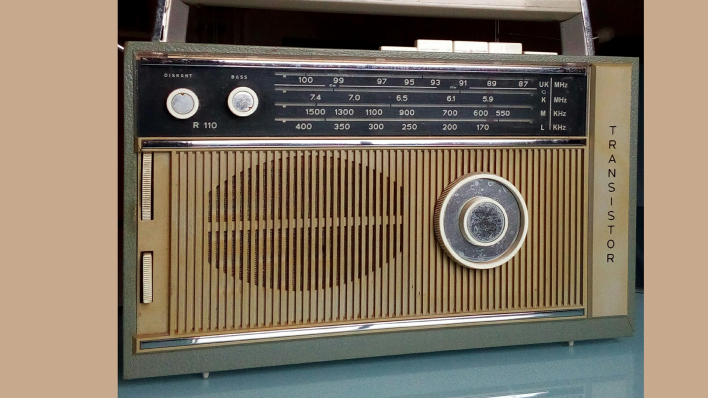 Altes Radio von Peter Schüler aus Michendorf