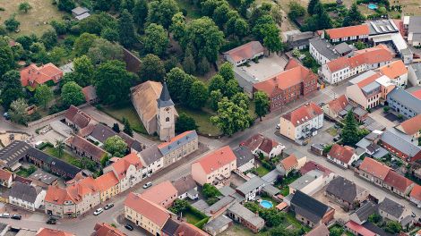 Luftbild Pritzerbe, Kirche, Bild: Antenne Brandenburg/Tino Schöning