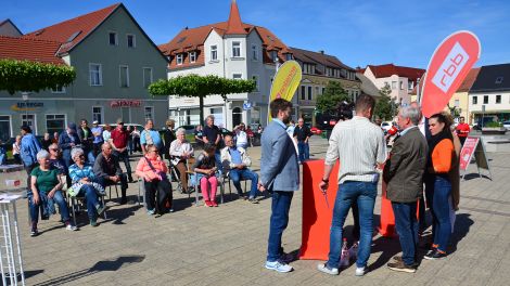 Aline Anders-Lepsch und Andreas Rausch moderieren die Veranstaltung.