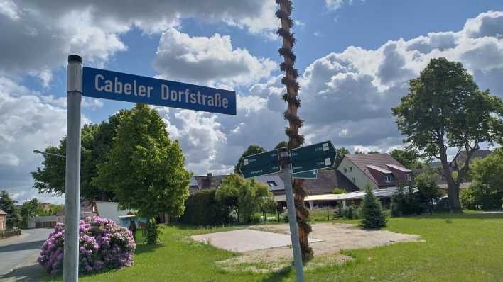 Dorfstraße in Cabel, Bild: Antenne Brandenburg/Daniel Mastow