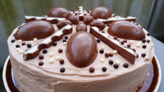 Ü-Ei-Torte für Jördis Triebel - Kosert backt, Foto: Olaf Kosert