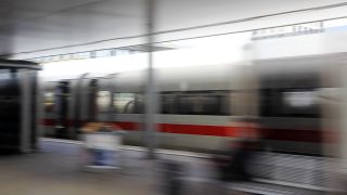 Bahnsteig, Foto: Colourbox