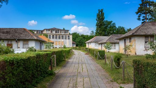 Ehemaliges Olympisches Dorf in Elstal, Bild: imago images/CHROMORANGE/Spremberg