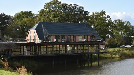 Wer gerne Fisch isst, muss hier vorbeischauen: die Fischerkate in Mödlich. Das Restaurant setzt auf regionale Produkte von Bauern und Fischern aus der Umgebung, Bild: Antenne Brandenburg / Björn Haase-Wendt