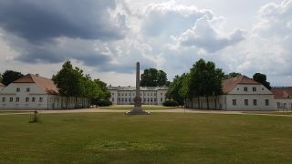 Die Stiftung Schloss Neuhardenberg - seit fast 20 Jahren ist sie verantwortlich für Veranstaltungen, Tagungen und den Gesamtbetrieb des Schloss-Areals, Foto: Antenne Brandenburg, Eva Kirchner-Rätsch