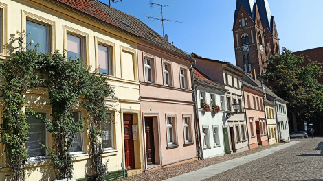 Neuruppins Innenstadt besticht durch die gut erhaltenen und sanierten historischen Häuser – auch dank des Engagements vieler in den letzten Jahrzehnten.