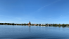 Blick auf Neuruppin vom Ruppiner See. Er ist mit 14 Kilometern der längste See Brandenburgs.