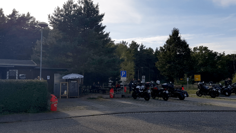 Beliebter Treffpunkt für Motorradfahrer - das "Märkische Buffet" in Wendisch Rietz, Foto: Eva Kirchner-Rätsch, Antenne Brandenburg