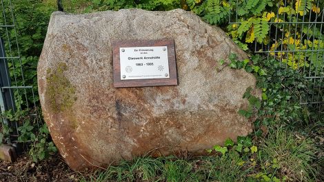 Gedenkstein für die Glashütte in Annahütte, Bild: Antenne Brandenburg/Iris Wußmann