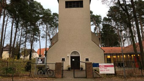 Die Dorfkirche von Bergfelde, Bild: Antenne Brandenburg / Karsten Steinmetz