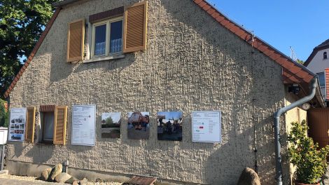 Heimatmuseum Döbern von der Seite mit Verweisen auf Stadtgeschichte, Foto: Antenne Brandenburg/Josefine Jahn