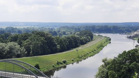 Blick vom Kirchturm auf die Oder bei Fürstenberg, Foto: Antenne Brandenburg, Elke Bader