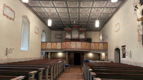 Kircheninnenraum mit Orgel, Foto: Josefine Jahn, Antenne Brandenburg
