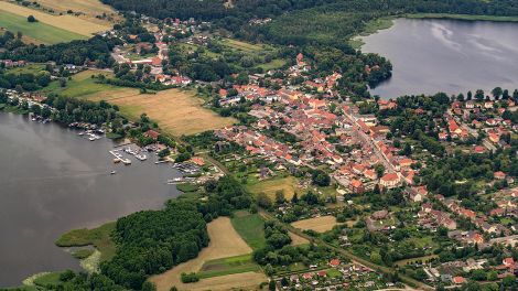 Lindow/Mark von oben, umgebende Landschaft, Bild: Antenne Brandenburg/Tino Schöning