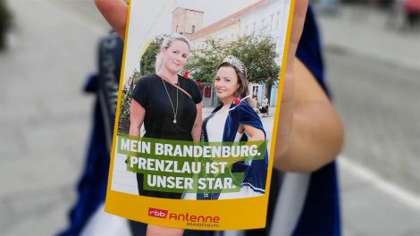 Antenne-Erinnerungsfoto der Schwanenkönigin Karoline Scheffel, Bild: Antenne Brandenburg/Alexander Heisig
