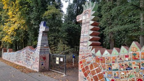Dino-Eingang zum Kleinen Spreewaldpark Schöneiche, Bild: Antenne Brandenburg/Marie Stumpf