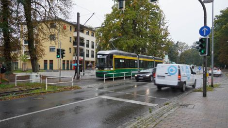Mit der Schöneiche-Rüdersdorfer Straßenbahn geht es innerhalb von zehn Minuten von Schöneiche zum S-Bahnhof Berlin-Friedrichshagen, Bild: Antenne Brandenburg/Fred Pilarski