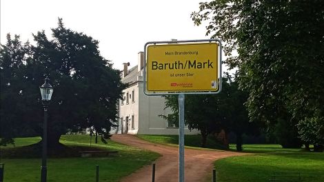 Antenne Starort-Schild in Baruth/Mark, Bild: Stadt Baruth/Mark/Thomas Kreutzmann
