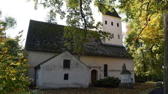 Die Dorfkirche von Walsleben wurde zwischen 1590 und 1592 als Fachwerkbau errichtet, Foto: rbb/Haase-Wendt