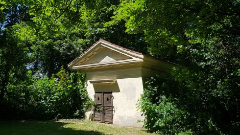 Mausoleum der Hugenottenfamilie Petitjean, Bild: Antenne Brandenburg / Eva Kirchner-Rätsch
