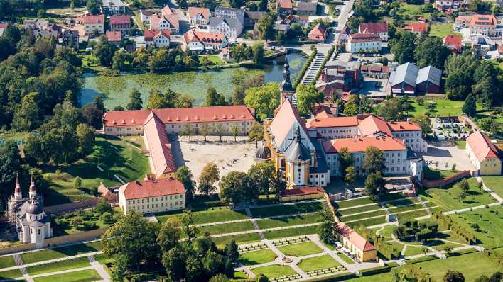 Blick auf Kloster Neuzelle, Foto: dpa-bildfunk