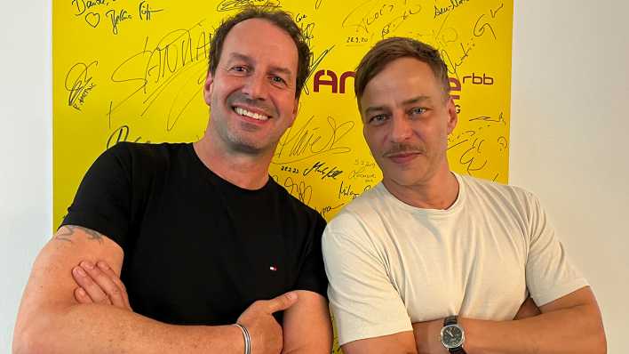 Antenne-Moderator René Hausmann und Tom Wlaschiha: Foto: Antenne Brandenburg