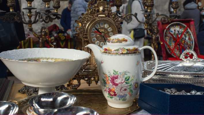 Antik Flohmarkt, Foto: colourbox Antik Flohmarkt, Foto: colourbox