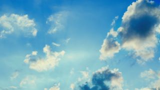 Blauer Himmel, Foto: Colourbox