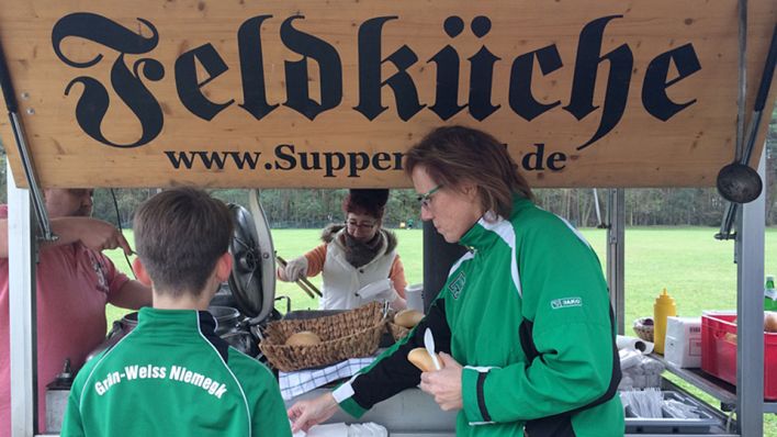 Schippe drauf in Niemegk, Versorgung aus der Feldküche, Bild: Antenne Brandenburg