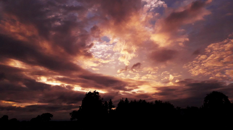Herrlicher Abendwolkenhimmel über dem Oderbruch, Foto: Denny Krüger aus Lindendorf per Antenne-Studionachricht - 03.08.2023