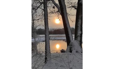 Der erste Wintertag im Spreewald bei Briesen geht zu Ende, Foto: Siegfried Bischoff aus Briesen über die Antenne-Studio-App - 28.11.2023