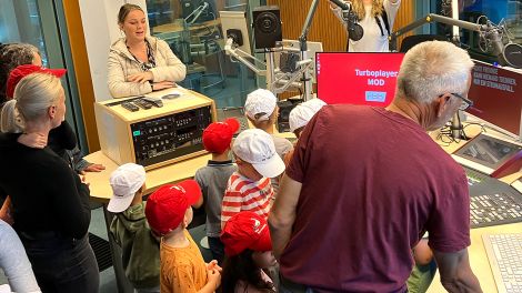 Und dann geht es zu Kai ins Antenne Radio-Studio, Bild: Antenne Brandenburg